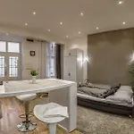 Diamond * Budapest